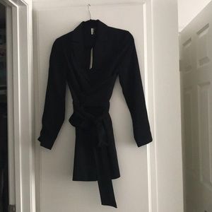 Black blazer dress w/ tie sleeves